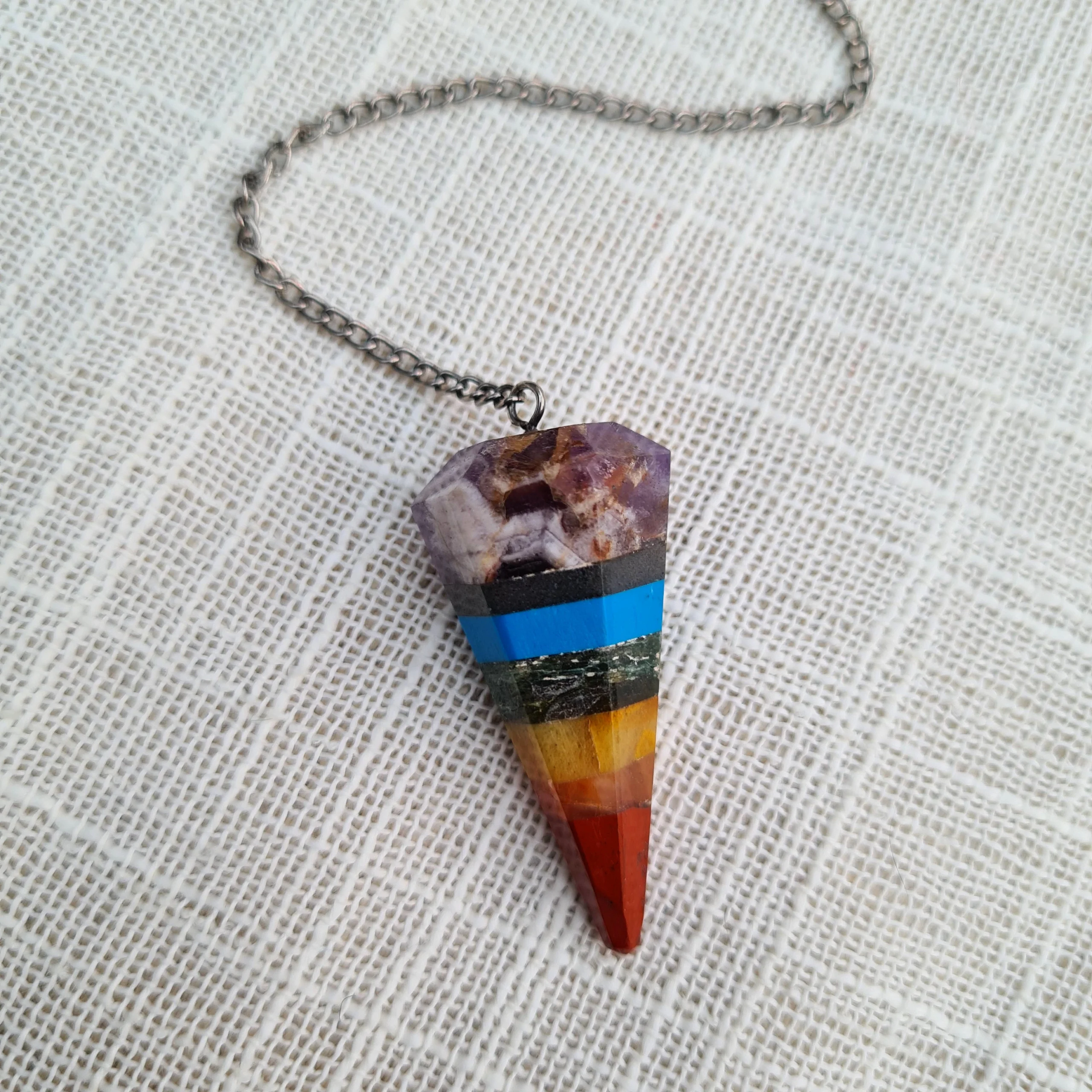 7 Chakra Pendulum 2